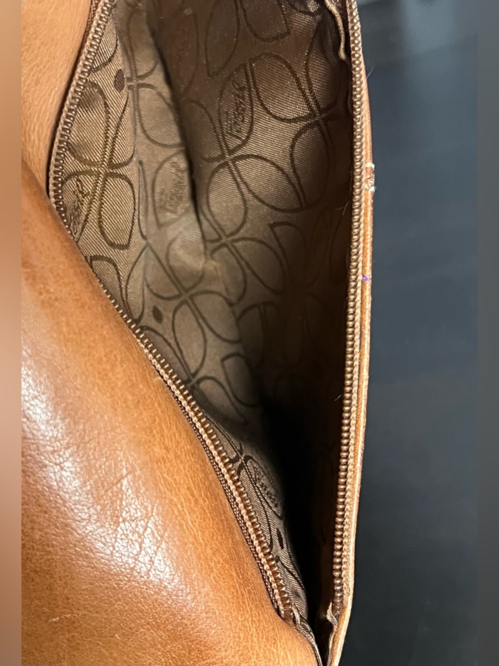 Fossil Genuine Leather Tri-Fold Wallet - Picture 13 of 14